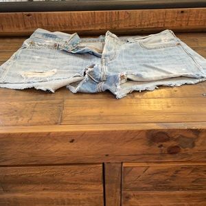LEVI shorts